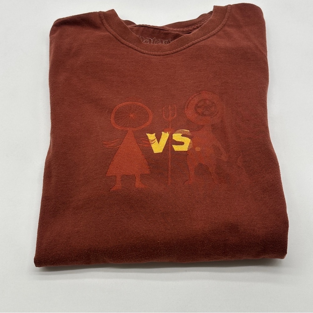 Patagonia‎ Graphic Tee Shirt Rust Mens Large Angel Devil Cycling
